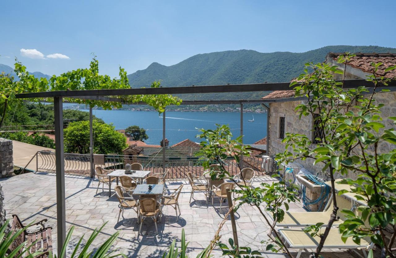 Apartments Franovic Perast Exterior foto