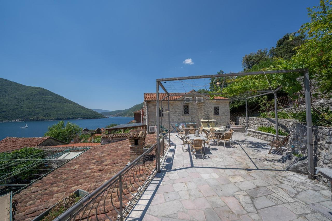 Apartments Franovic Perast Exterior foto