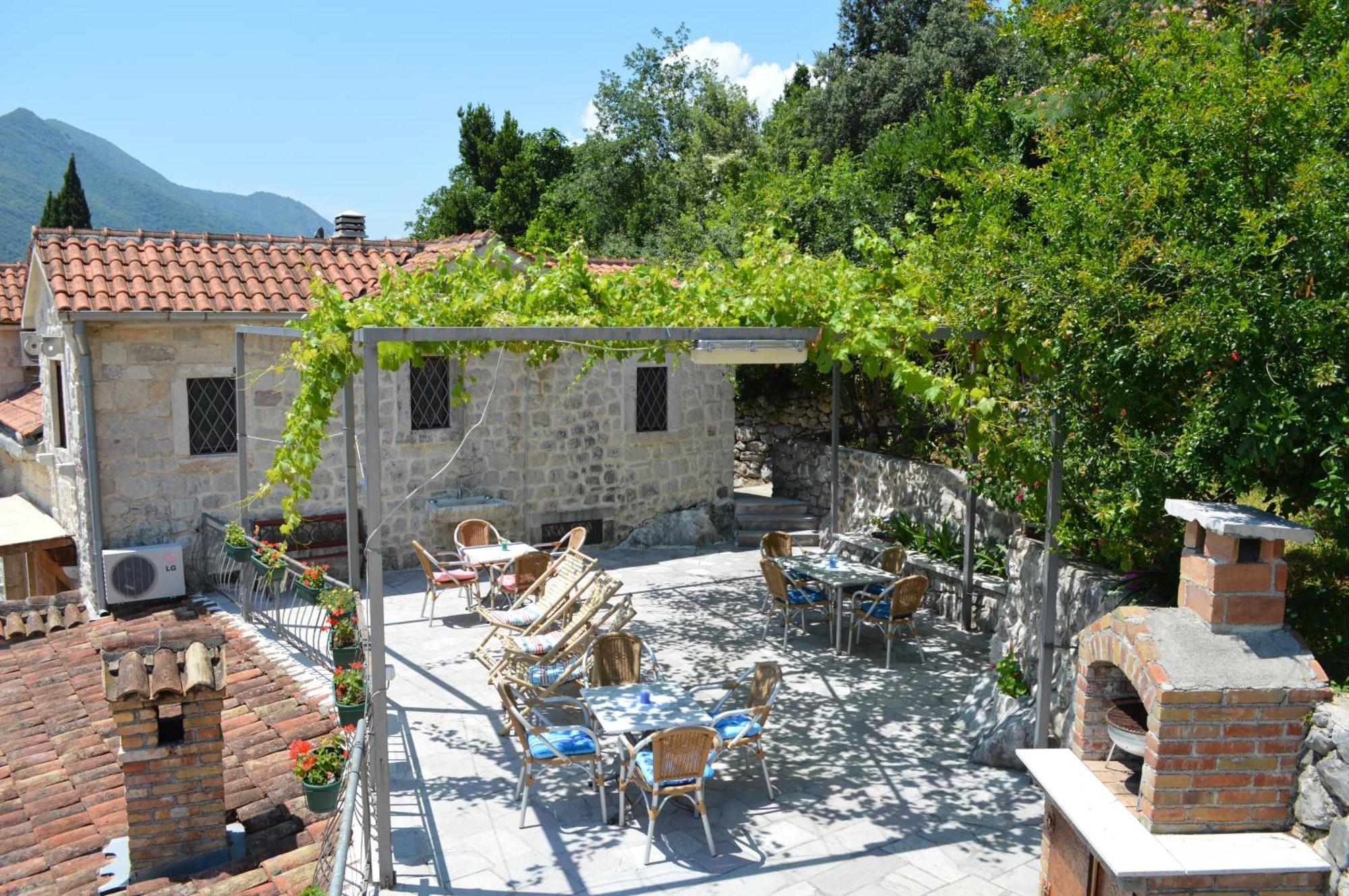 Apartments Franovic Perast Exterior foto