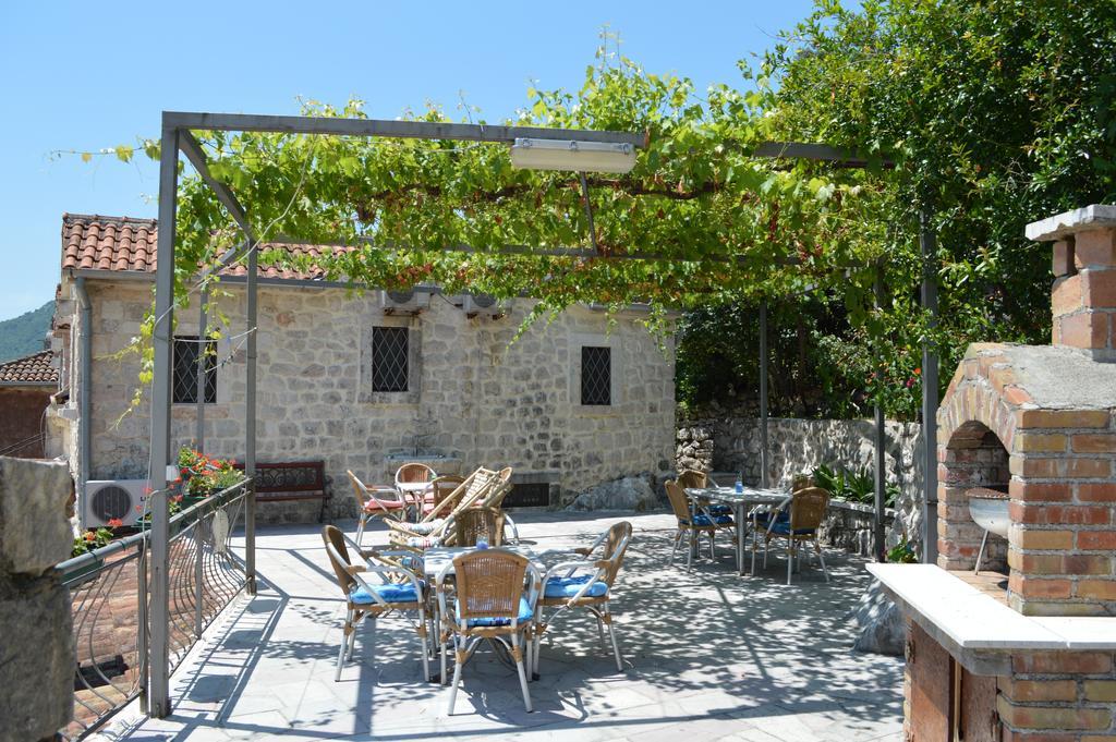 Apartments Franovic Perast Exterior foto